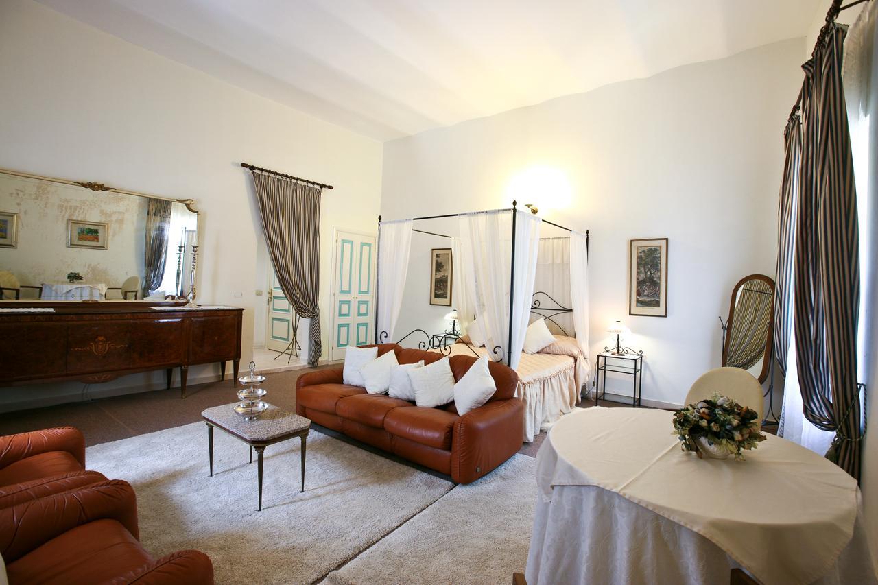 Villa Grant Relais Pomezia Esterno foto
